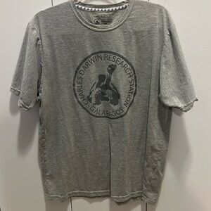 Men’s Charles Darwin Research Station Galapagos T shirt.